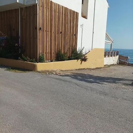 Beachfront Rethymno (Crete)